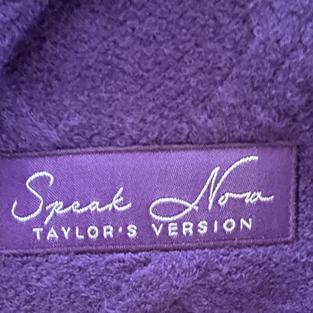 Taylor Swift Speak Now Deep Purple Cardigan with Star Accents XL/2XL - Picture 3 of 4